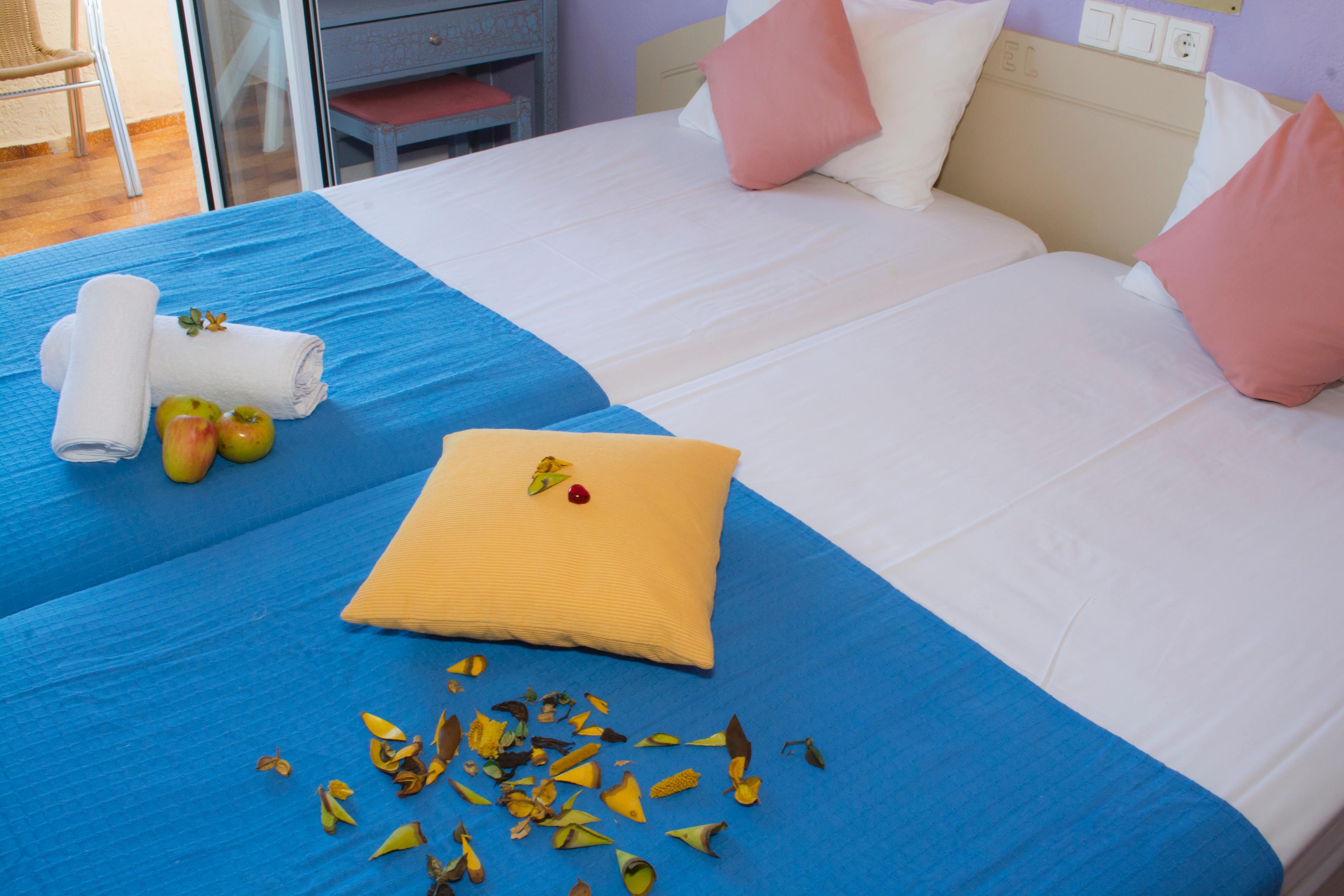 Nikos Hotel 말리아 외부 사진