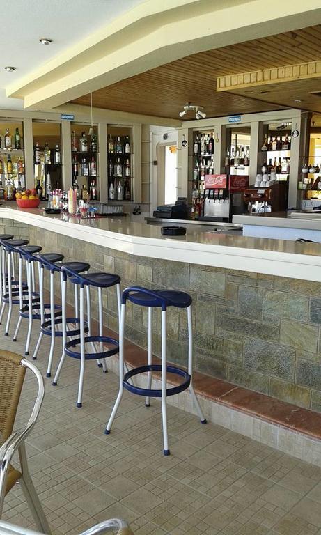 Nikos Hotel 말리아 외부 사진